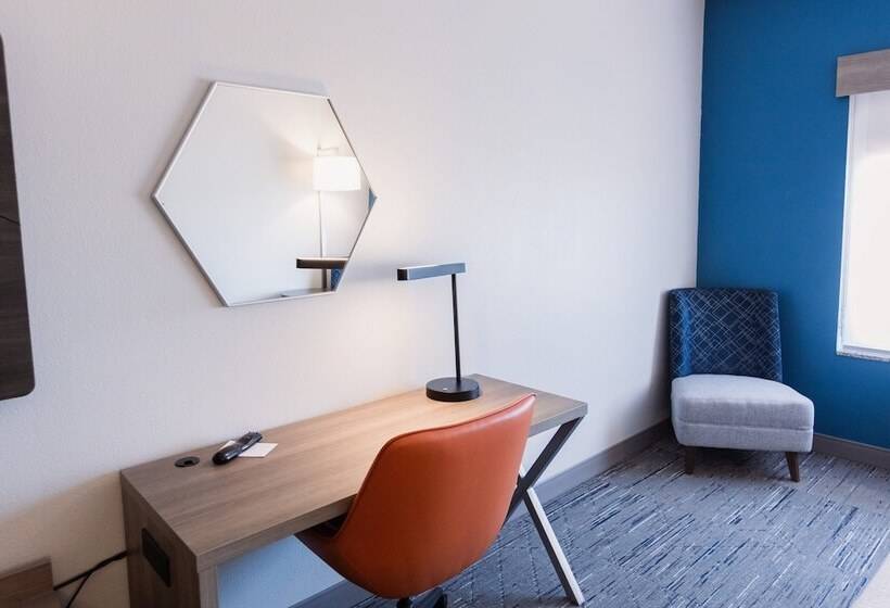 Номер Стандарт, Holiday Inn Express & Suites Guthrie By Ihg