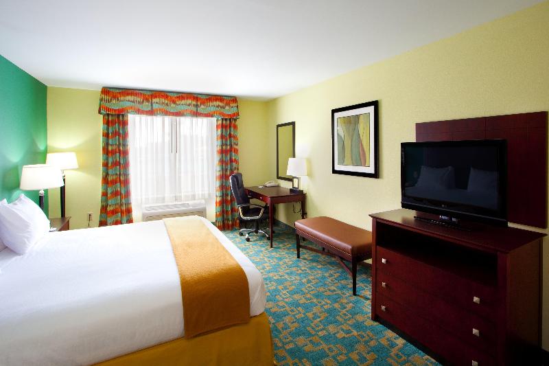 Стандартный Номер Кровать Кинг, Holiday Inn Express Hotel & Suites Thornburg S. Fredericksburg, An Ihg