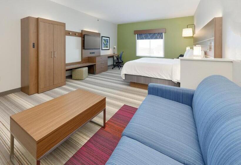 Люкс Кровать Кинг, Holiday Inn Express & Suites   Denton North, An Ihg