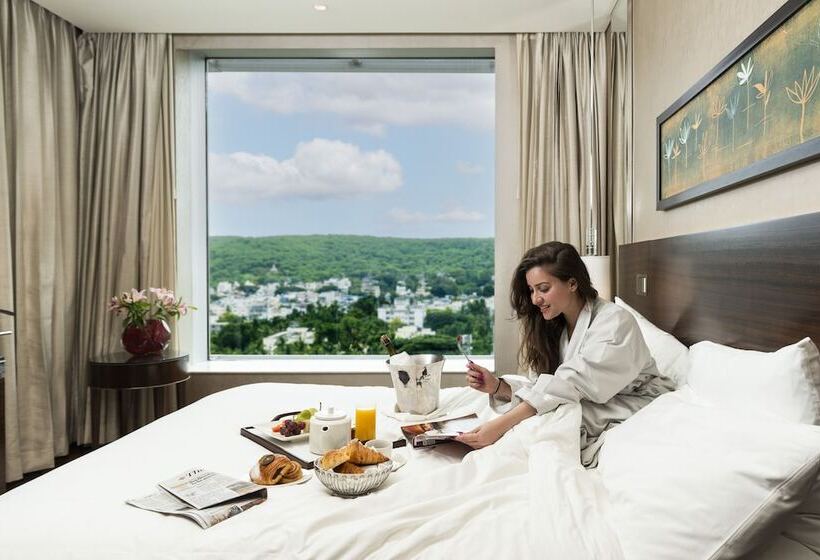 Люкс Вид на Горы, Jw Marriott  Pune