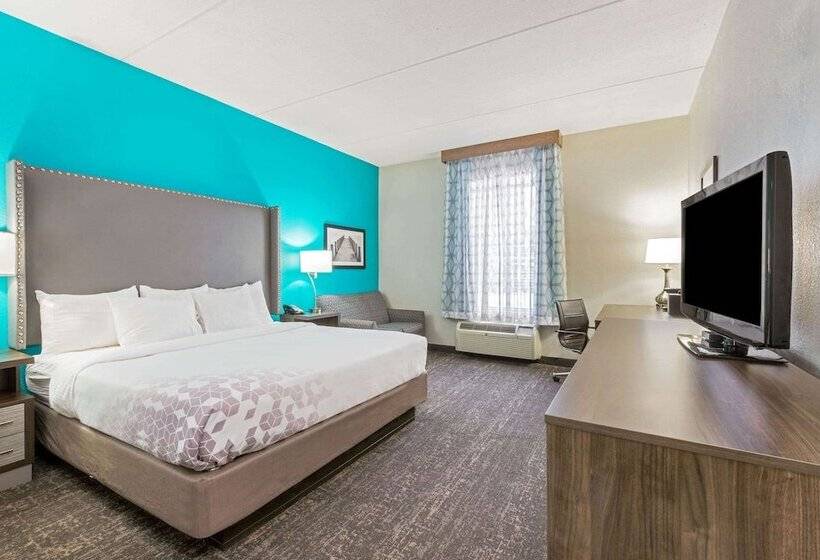 Номер Стандарт Адаптированный для Инвалидов, La Quinta By Wyndham Jamestown