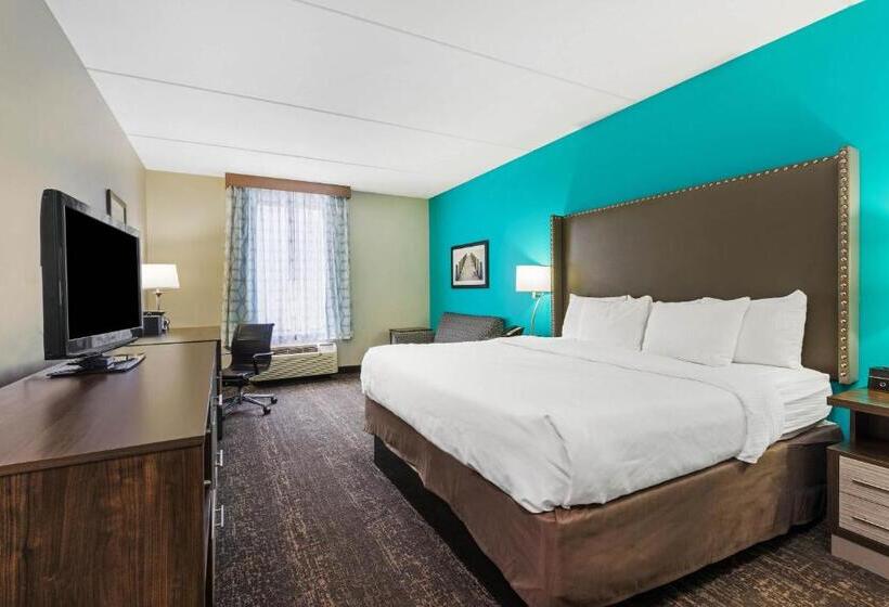Номер Стандарт Адаптированный для Инвалидов, La Quinta By Wyndham Jamestown
