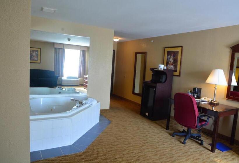 Люкс Кровать Кинг, Countryside Inn And Suites