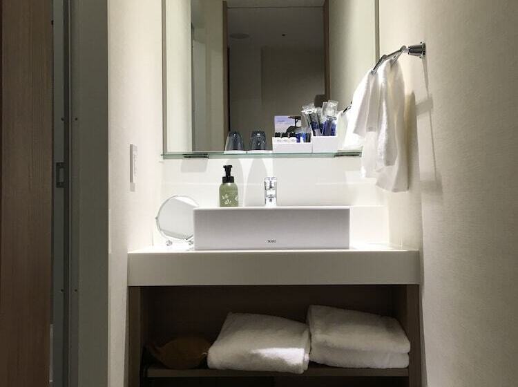 Quarto Deluxe, Nihon Seinenkan