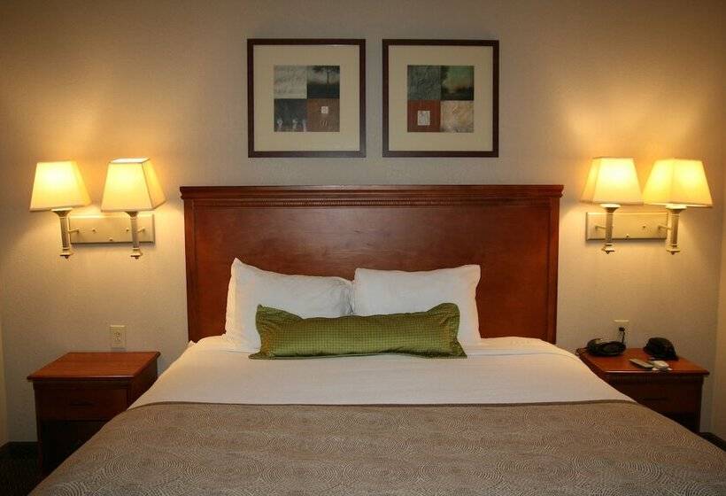 스탠다드 스튜디오, Candlewood Suites Bordentown Trenton, An Ihg