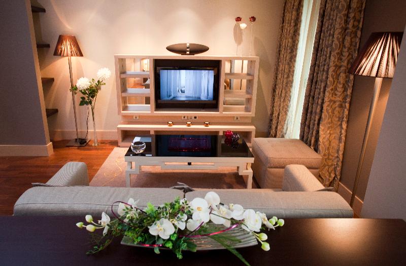 سوئیت پریمیوم, Nexus Valladolid Suites &