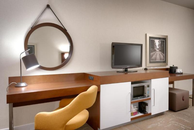 스위트 킹사이즈 침대, Staybridge Suites Irvine East/lake Forest, An Ihg