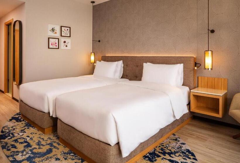Номер Стандарт Вид на Озеро, Hyatt Regency Pravets Resort