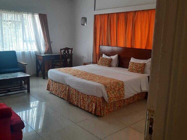 Quarto Estandar, Brickwood Apartments