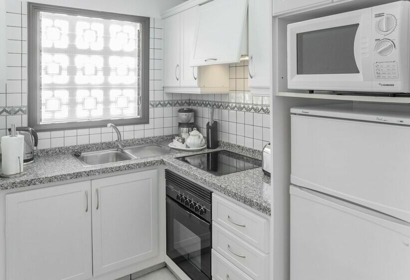 Апартаменты 2 Спальни, Sunset Bay Club