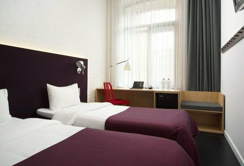 Номер Стандарт, Azimut Hotel Tulskaya Moscow