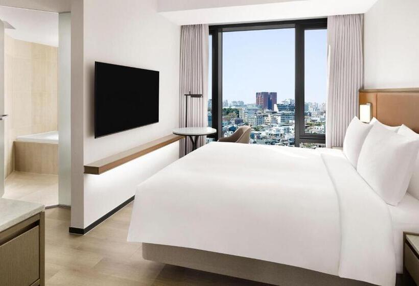 Номер Стандартный Кровать Куин, Ac Hotel By Marriott Seoul Gangnam