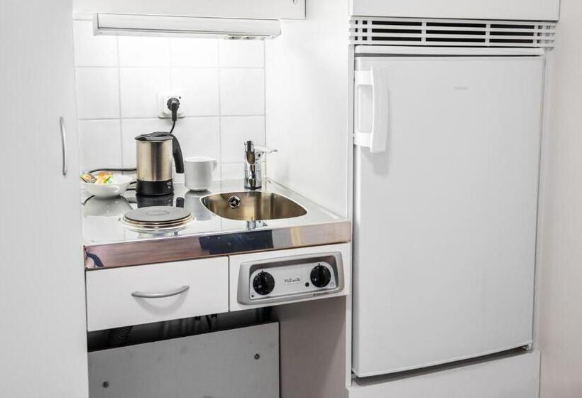 Номер Стандарт Трехместный, Attendo Park Hotell