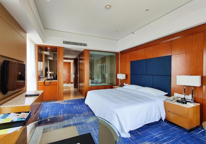 带大床的标准间, Four Points By Sheraton Suzhou