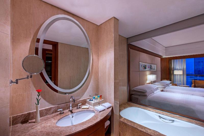 Стандартный Номер Кровать Кинг, Four Points By Sheraton Suzhou