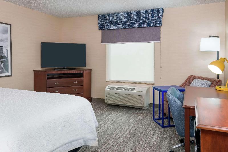 Стандартный Номер Кровать Кинг, Hampton Inn Springfield South Enfield