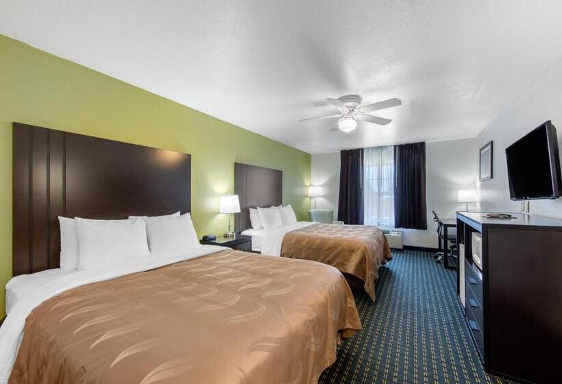 Номер Стандарт, Quality Inn & Suites Clayton, Nm