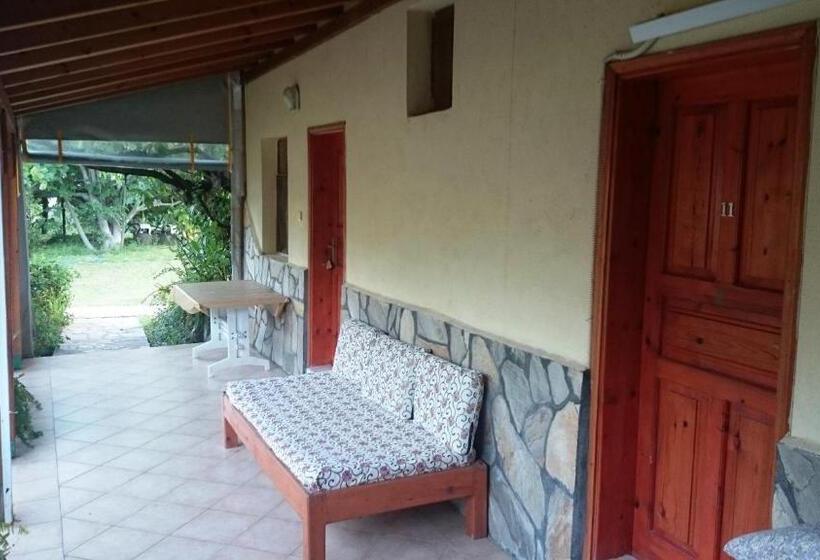Семейный Номер, Ugur Pansiyon Bungalows