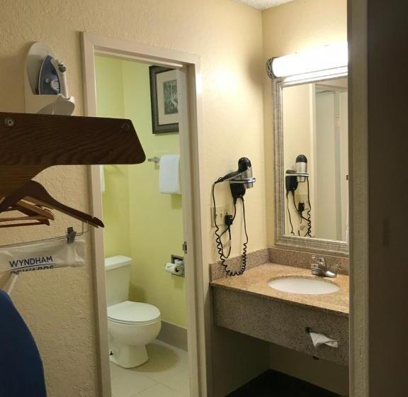 חדר ביזנס, Baymont By Wyndham Gainesville I75