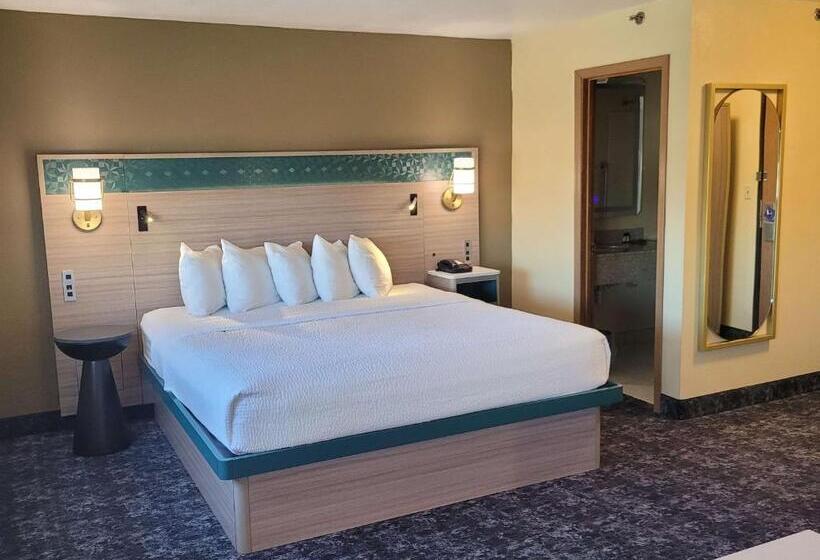 Стандартный Номер Кровать Кинг, Best Western Plus Altoona Inn