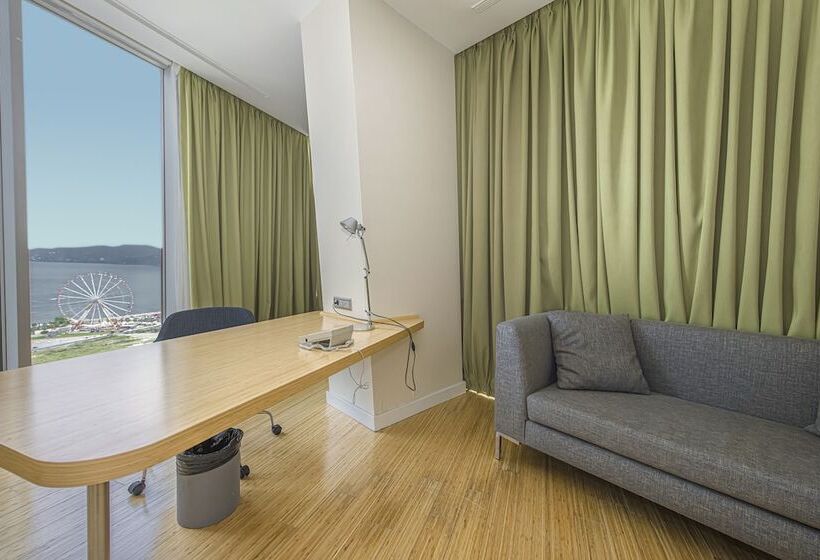 سوییت, Radisson Blu Hotel Batumi