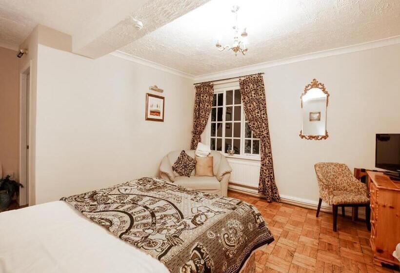 Номер Superior, Wincham Hall