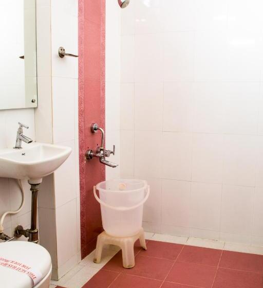 Premium Kamer, Aishwarya Residency