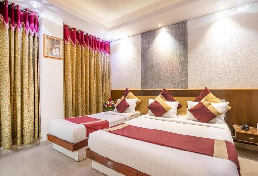 Premium Kamer, Aishwarya Residency