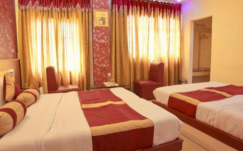 Premium Kamer, Aishwarya Residency