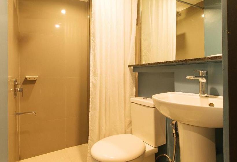 디럭스 룸, Guijo Suites Makati