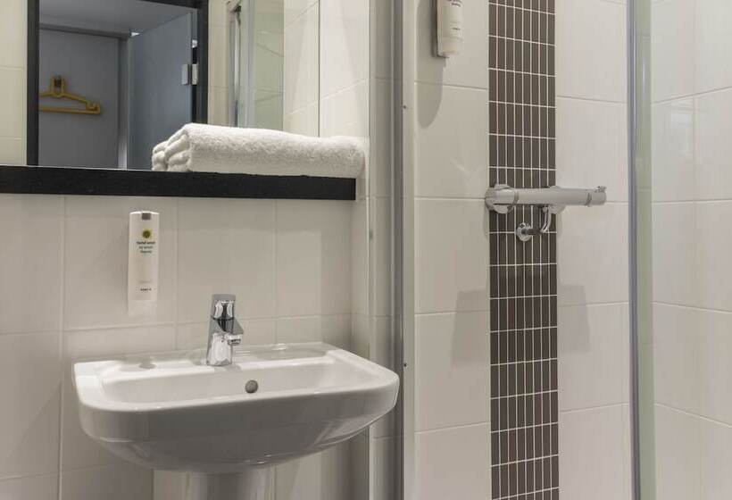 Номер Стандарт, Point A Hotel London Westminster