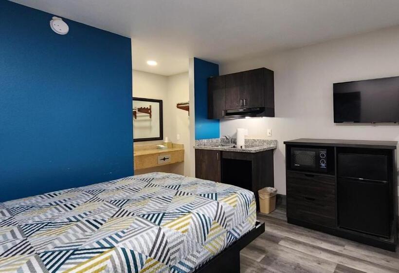 Номер Стандарт Индивидуальный, Scottish Inn & Suites