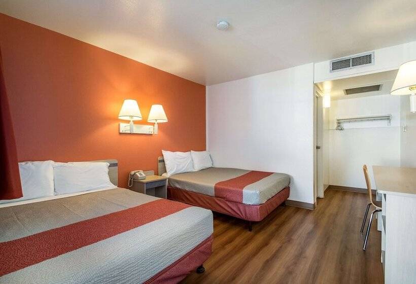 Номер Стандарт 2 Двуспальные Кровати, Motel 6 Wendover