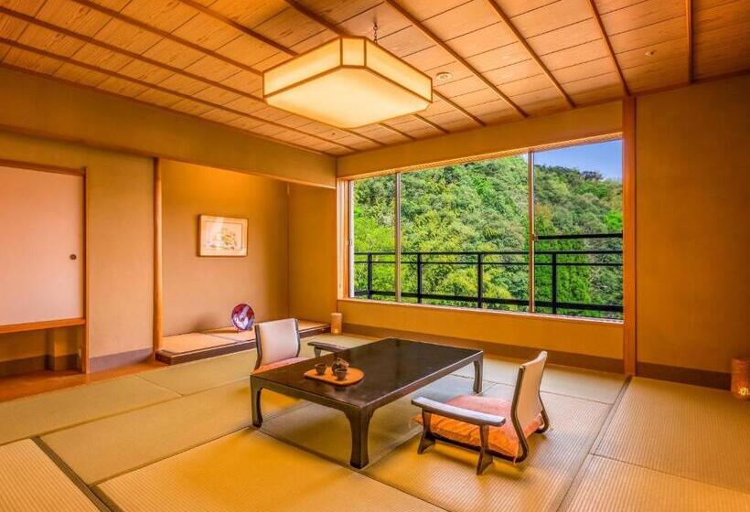 Номер Superior, Ooedo Onsen Monogatari Premium Saiki Bekkan