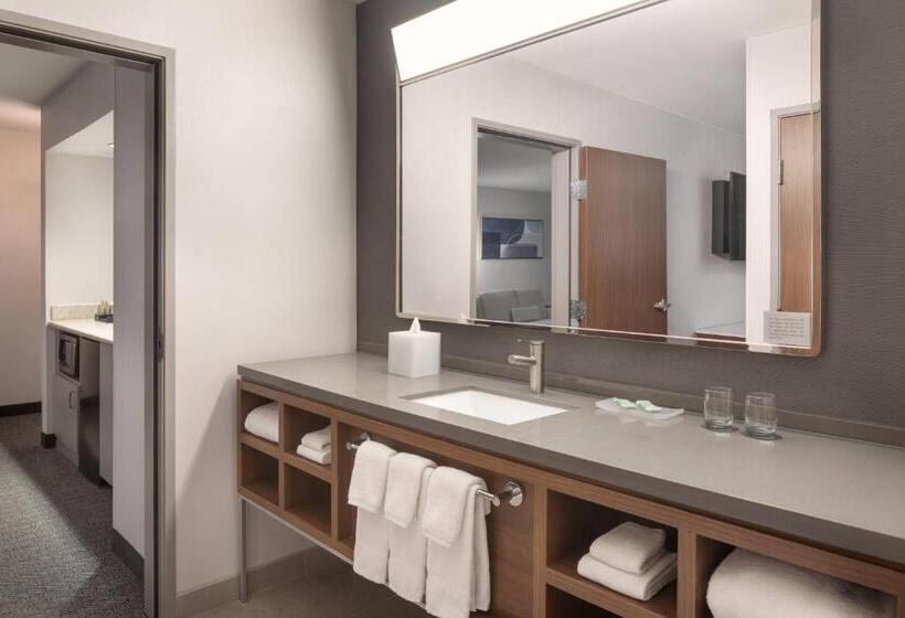 Люкс Кровать Кинг, Courtyard Farmington