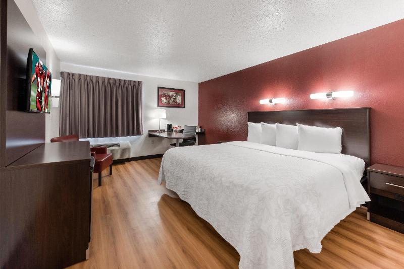 Quarto Superior Cama King, Red Roof Inn Plus+ Columbus   Worthington