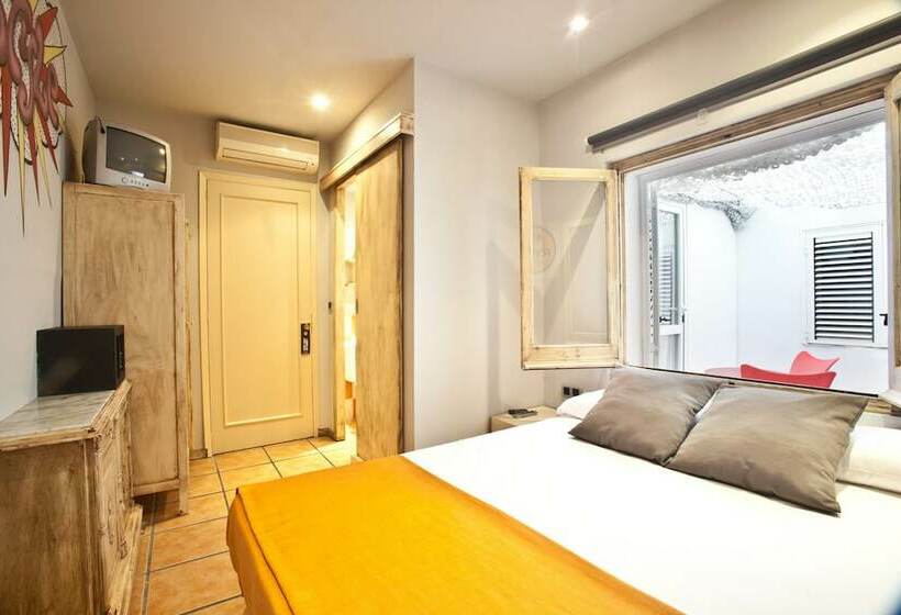 スタンダードルーム, Ten Hostel