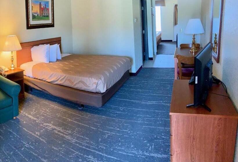 Номер Стандарт, Mackinaw Beach And Bay Inn & Suites
