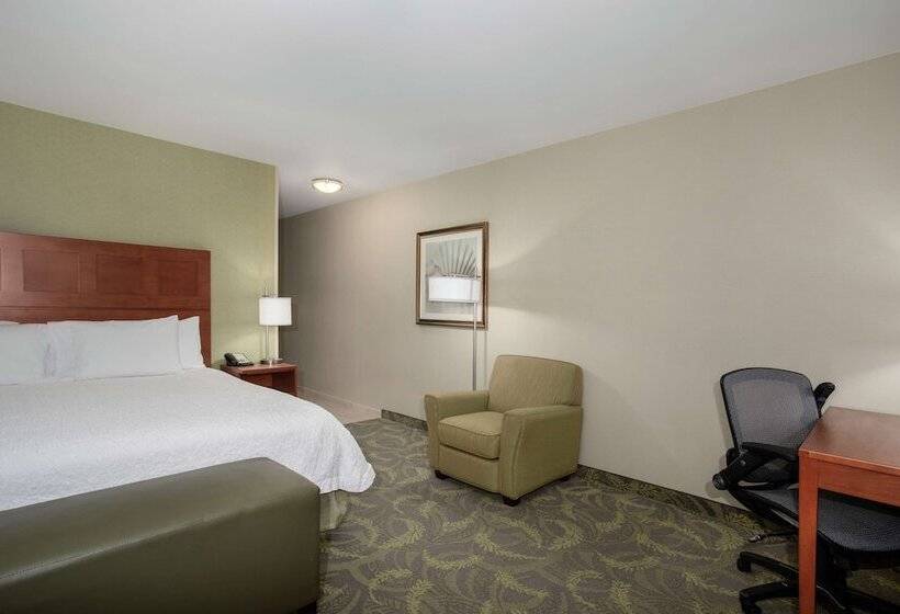 Номер Стандарт Двуспальная Кровать, Hampton Inn And Suites Astoria