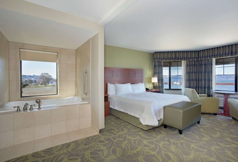 Студия Deluxe, Hampton Inn And Suites Astoria