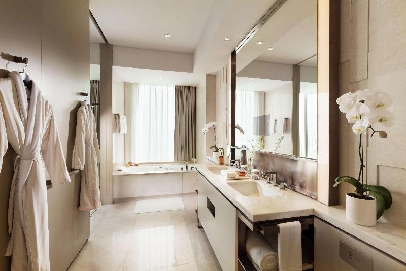 اتاق اجرایی با تخت بزرگ, Conrad Beijing