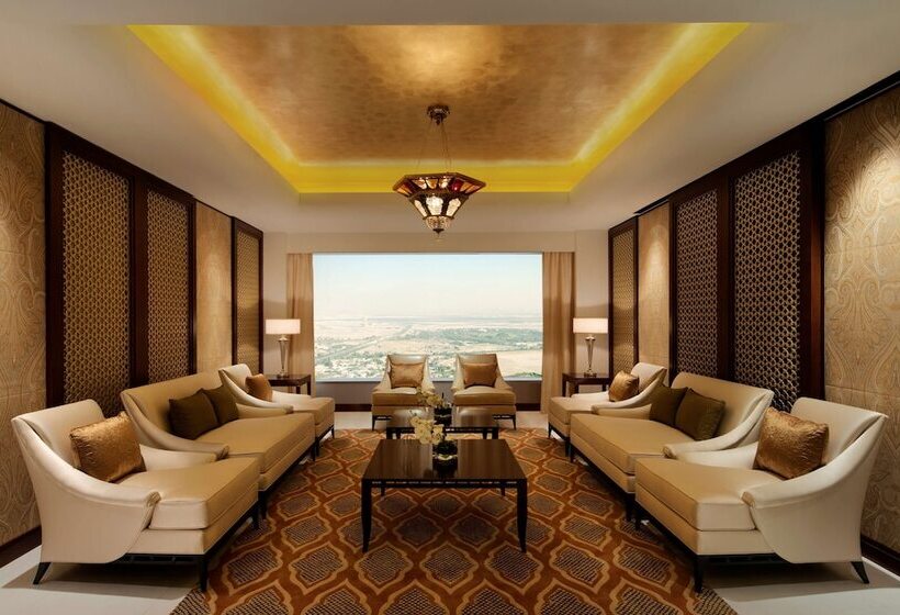 Королевский Люкс, Conrad Dubai
