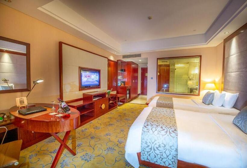 Номер Executive, Howard Johnson Tropical Garden Plaza Kunming