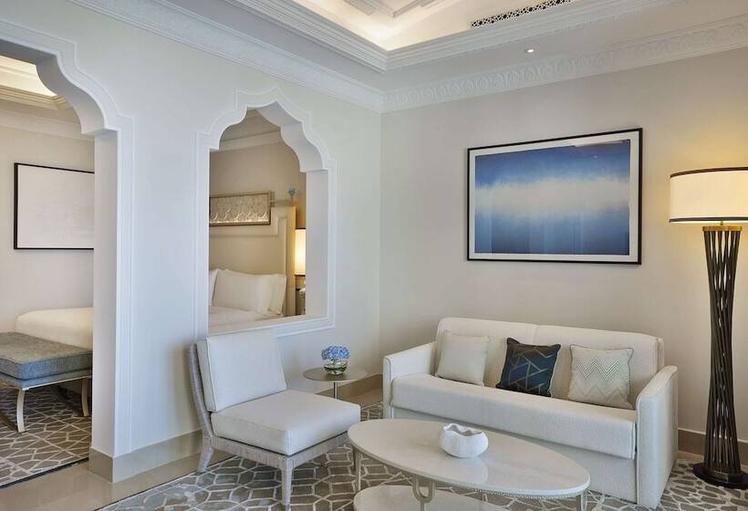 주니어 스위트 킹사이즈 침대, Waldorf Astoria Ras Al Khaimah