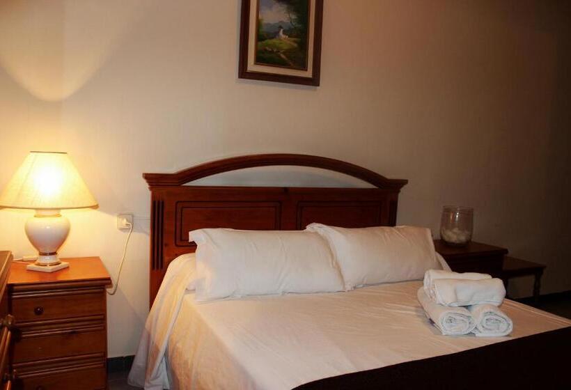 스탠다드 룸, Hostal Los Maños