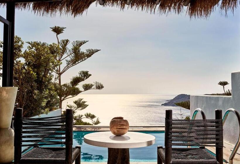 Номер Стандарт, Myconian Utopia Relais & Chateaux