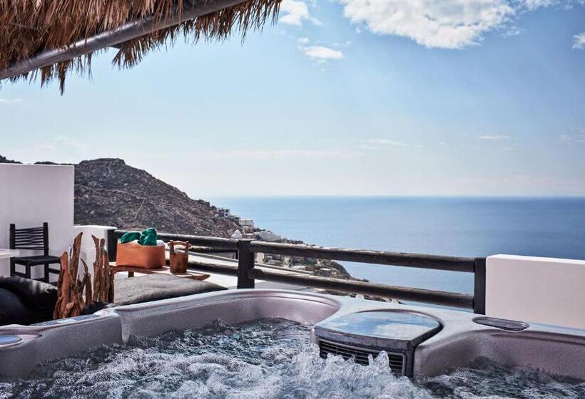 Номер Стандарт с Гидромассажем, Myconian Utopia Relais & Chateaux