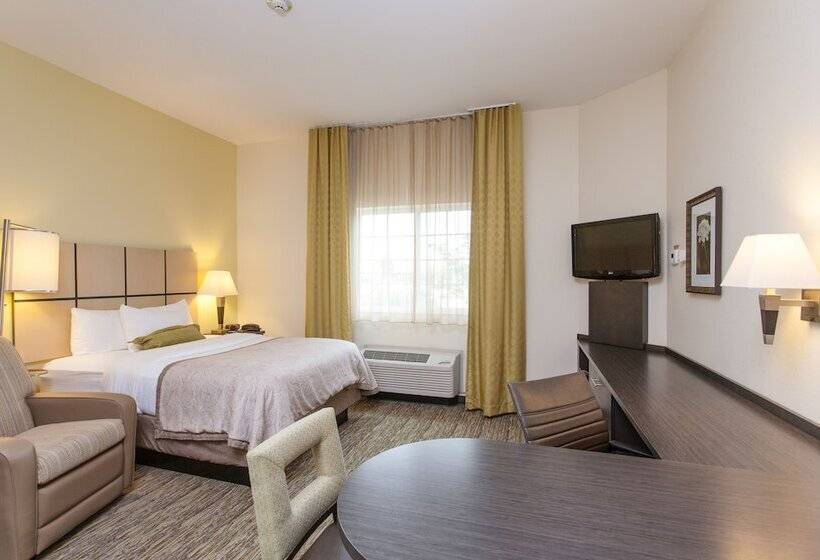 Студия Стандарт, Candlewood Suites San Marcos, An Ihg