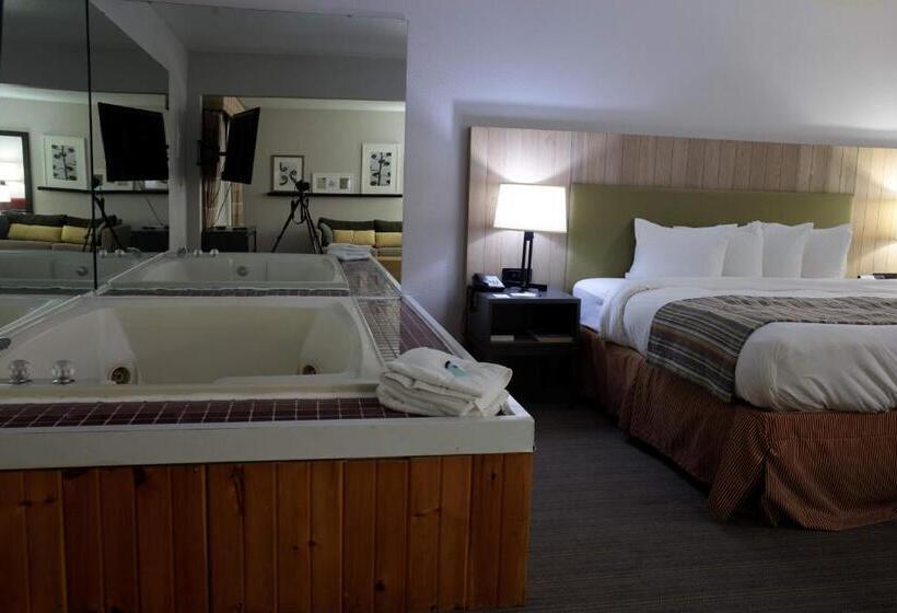 Люкс Кровать Кинг, Country Inn & Suites By Radisson, Sparta, Wi