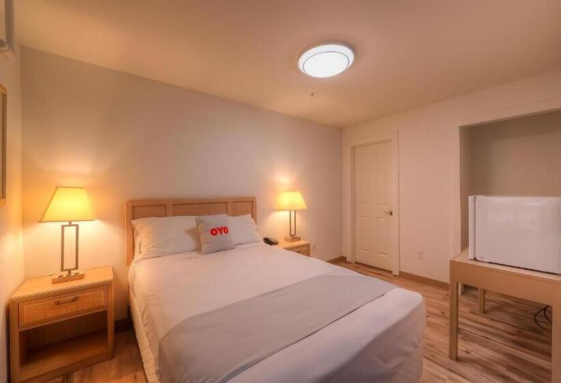 Номер Стандарт, Knights Inn Newport